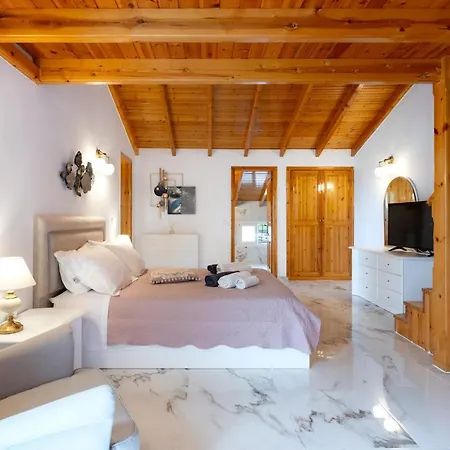 Bella Donna Corfu * Kanálion