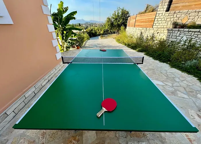 Bella Donna Corfu Kanáli