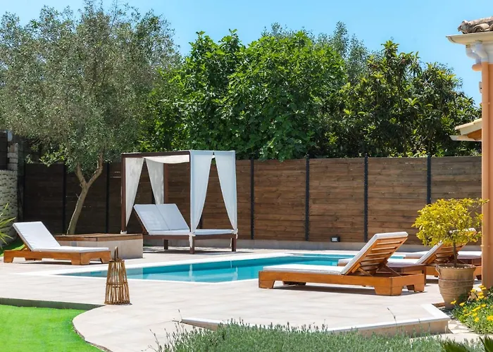 Bella Donna Corfu Villa Kanáli